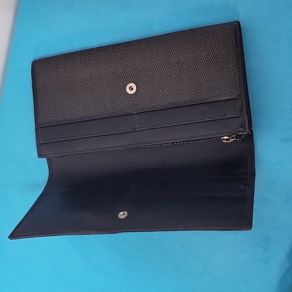 BVLGARI Long Wallet - Picture 7 of 15